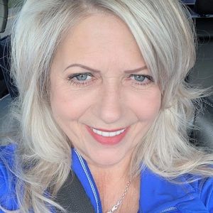 Meet your Posher, Mandy